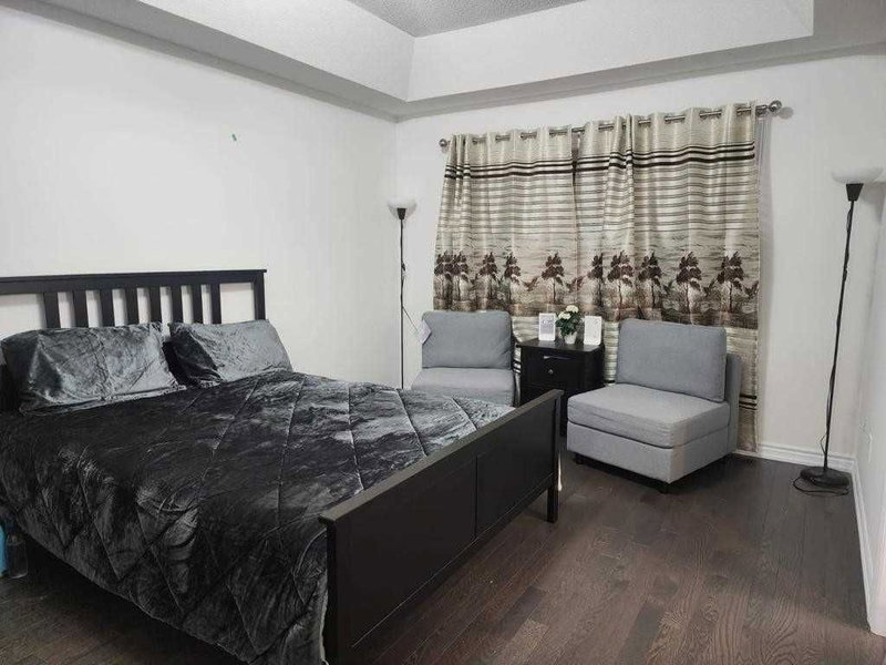 62 Swordfish Dr, Whitby, L1P 1Y5 | Image 2