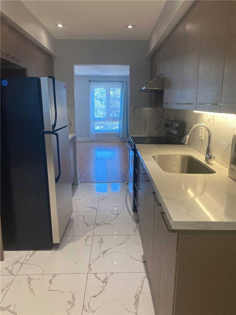 102 Seamist Cres, Toronto, M1V 3K4 | Image 3