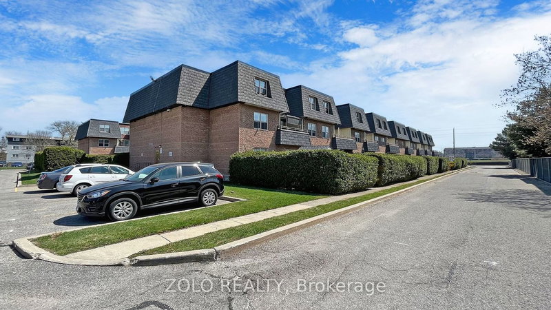 214 - 580 Mary St E, Whitby, L1N 2R3 | Image 2