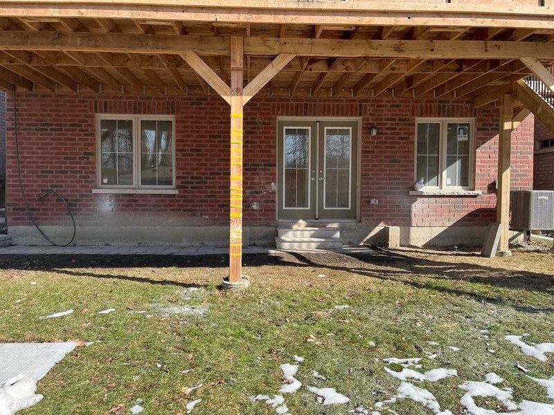 Bsmt - 109 Auckland Dr, Whitby, L1P 0J4 | Image 3