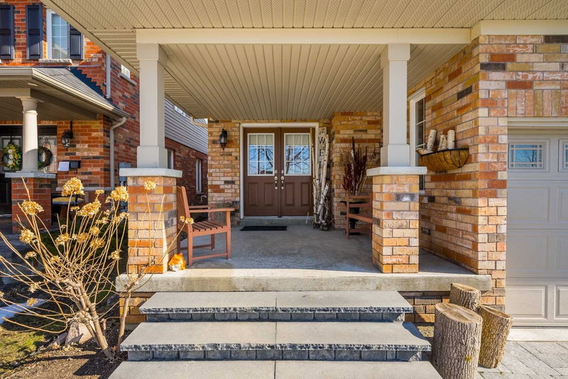 629 Autumnwood Tr, Oshawa, L1K 3A9 | Image 3