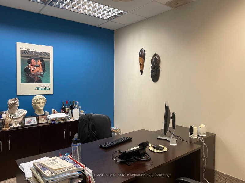 1 - 1220 Ellesmere Rd, Toronto, M1P 2X5 | Image 2