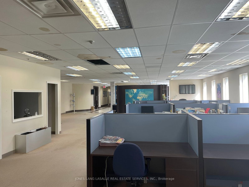 1 - 1220 Ellesmere Rd, Toronto, M1P 2X5 | Image 3