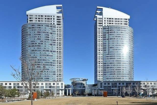 Th307 - 36 Lee Centre Drive