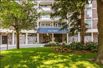 Unit 402 — 980 Broadview Ave, Toronto - Broadview North image-0-1