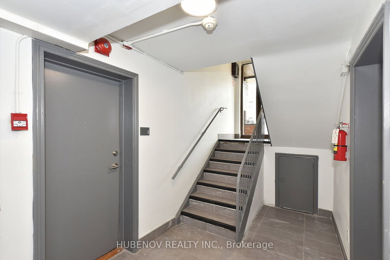 1051 Victoria Pk Ave, Toronto, M4B 2J7 | Image 2