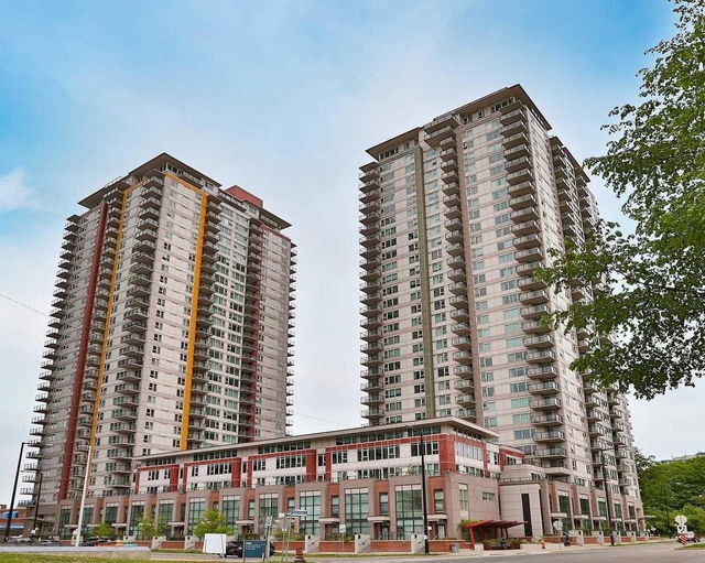 7 Town Centre Court