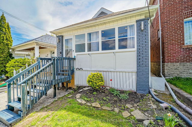 15 Westbrook Avenue