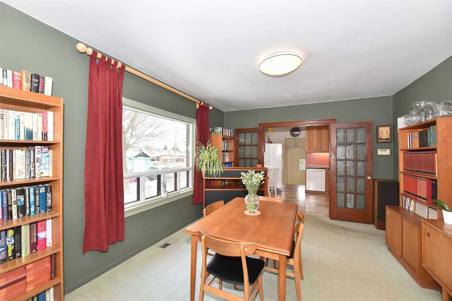 Listing Image 7