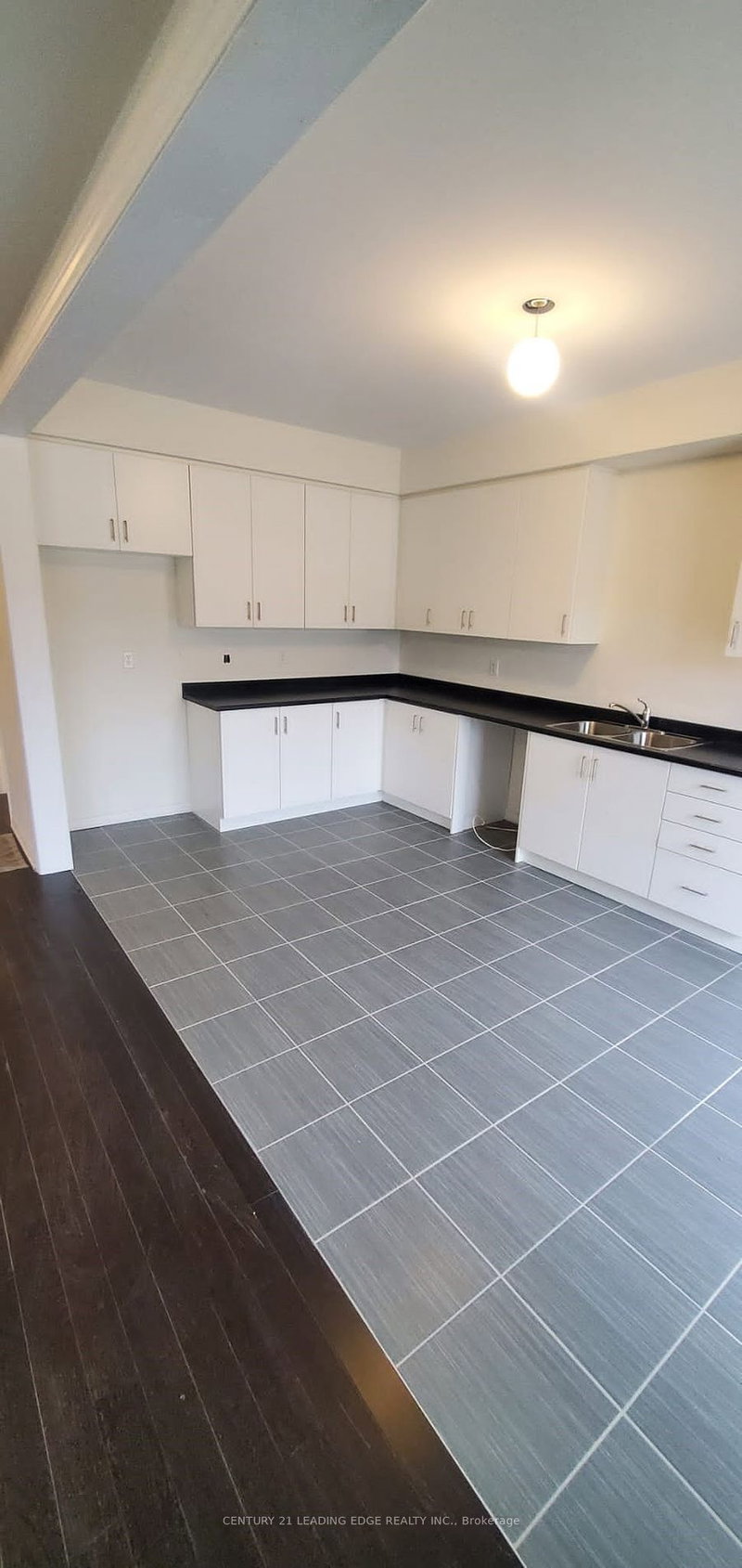 1099 Cameo St, Pickering, L1X 2R2 | Image 2