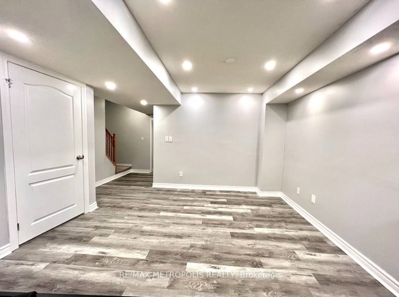 Bsmt - 312 Mclevin Ave, Toronto, M1B 6C4 | Image 3