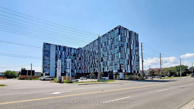 310 - 1900 Simcoe Street