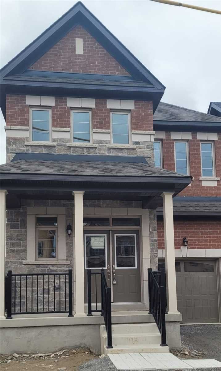 1093 Skyridge Blvd, Pickering, L1X 0G7 | Image 2