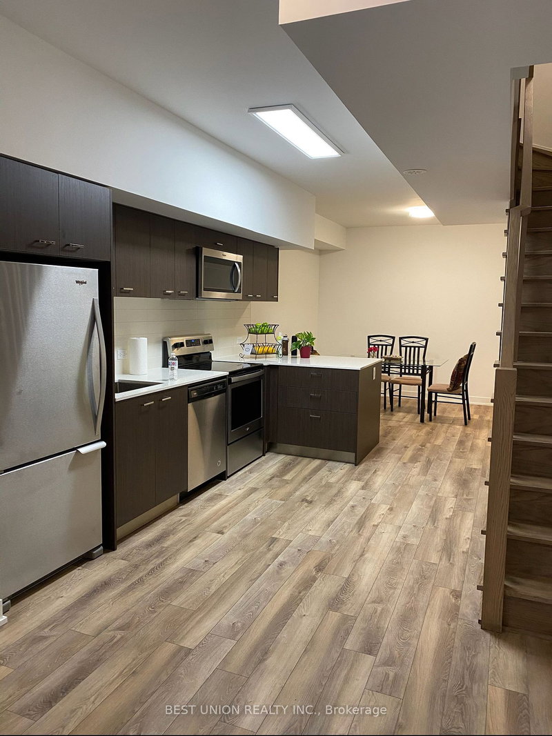 131 - 20 Echo Pt, Toronto, M1W 0A7 | Image 2