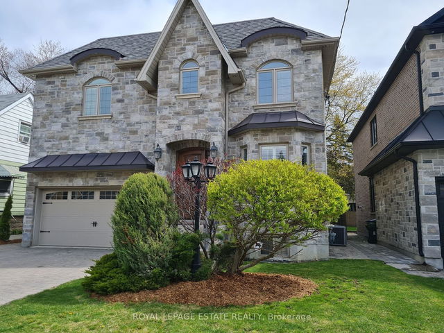 63 Sandown Avenue