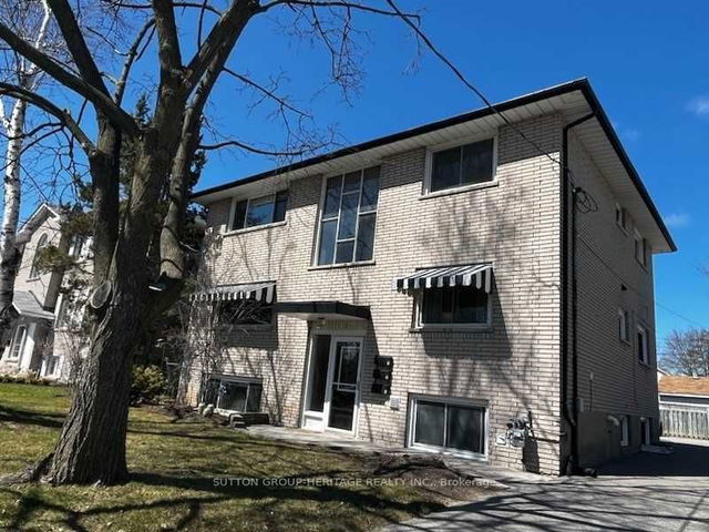 3 - 110 Tecumseh Avenue