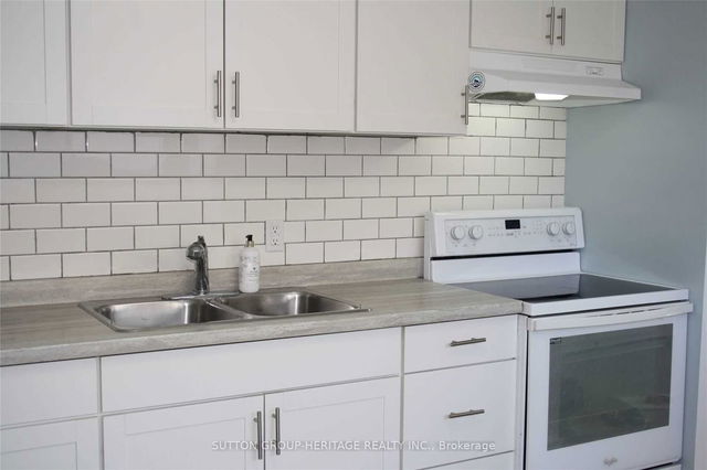 3 - 110 Tecumseh Avenue