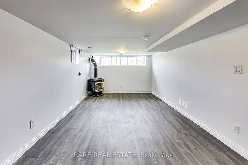 Bsmt - 1398 Lakefield St, Oshawa, L1J 3Y9 | Image 2