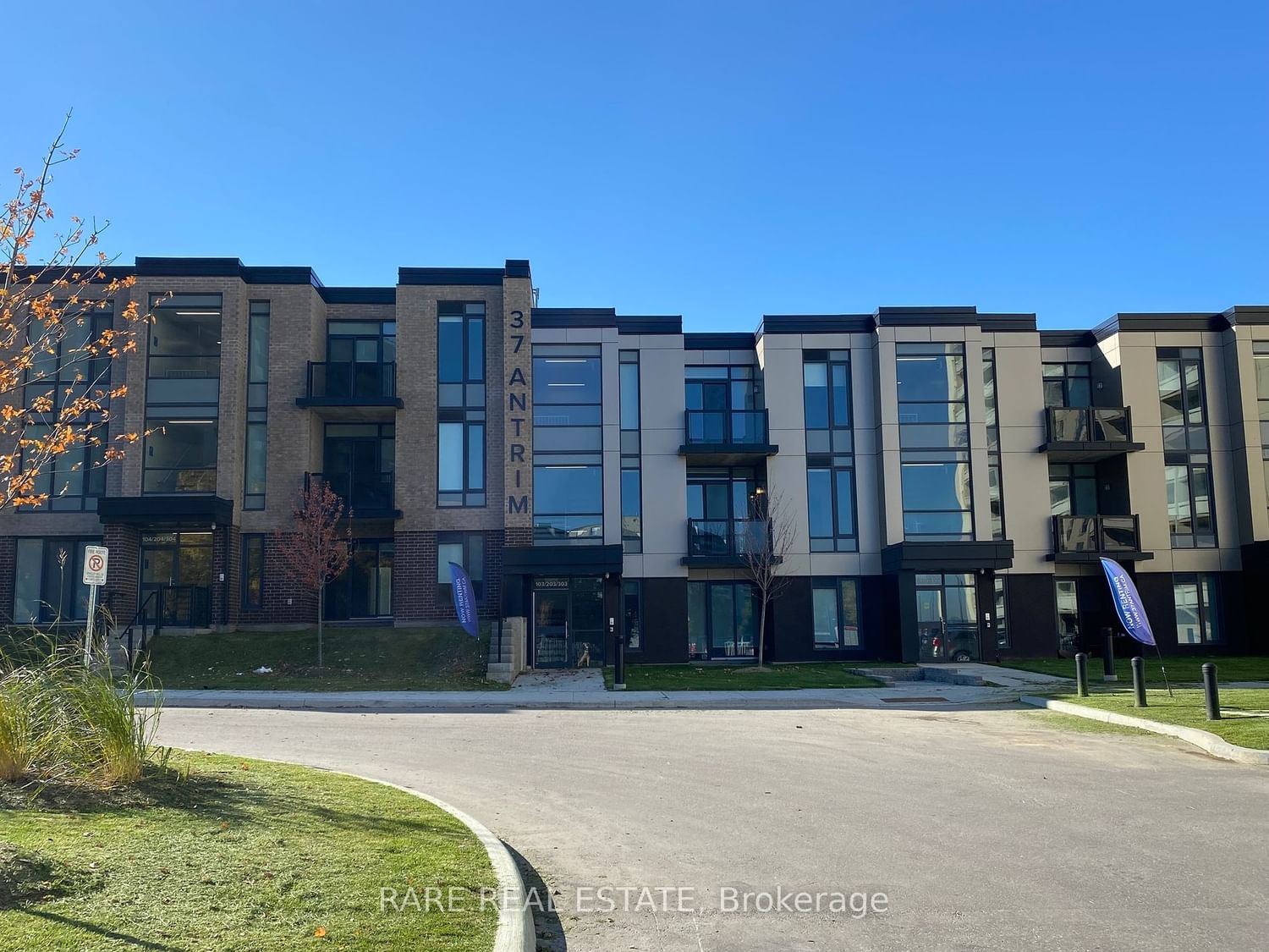Condo leased at 204-37 Antrim Crescent, Toronto, Dorset Park, M1P 4T1 - MLS: E5965256