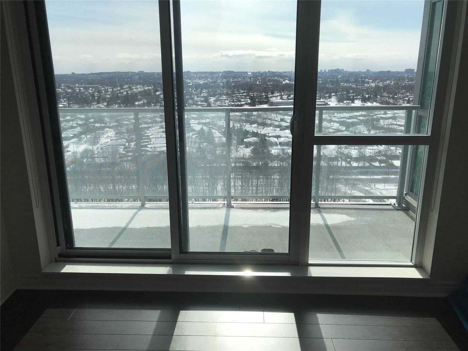 Condo sold at 2207-60 Town Centre Court, Toronto, Bendale, M1P 4Y7 - MLS: E5968347