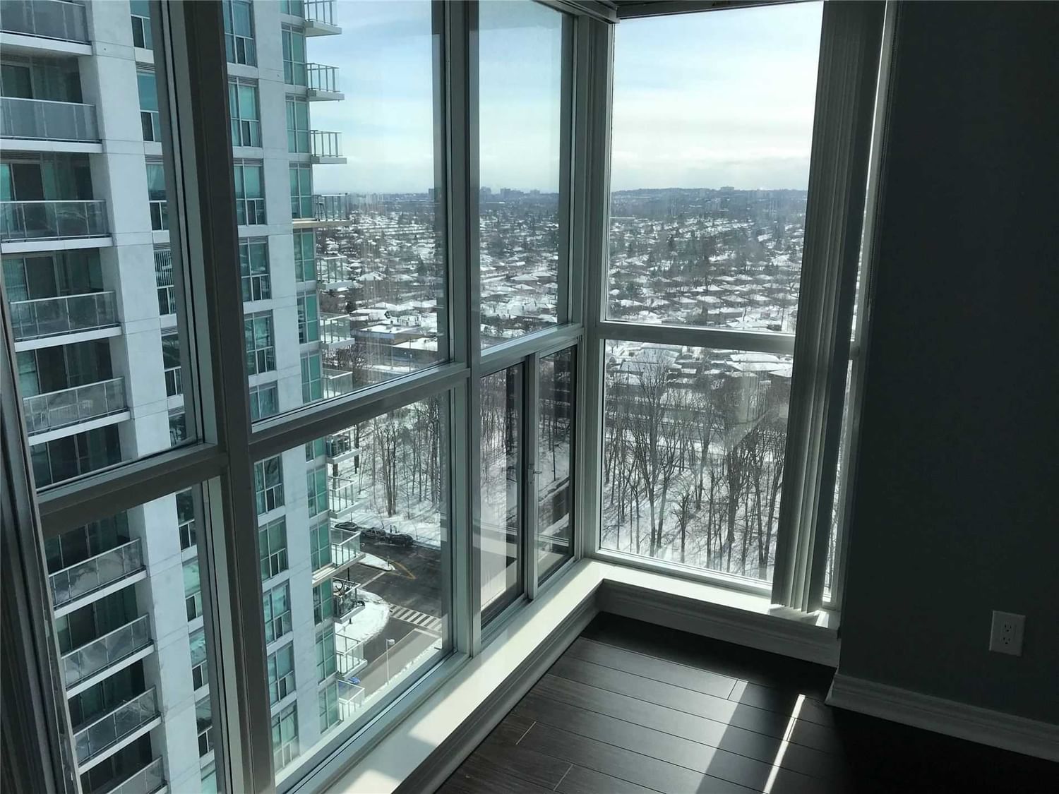 Condo sold at 2207-60 Town Centre Court, Toronto, Bendale, M1P 4Y7 - MLS: E5968347