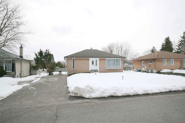 210 Hallett Avenue