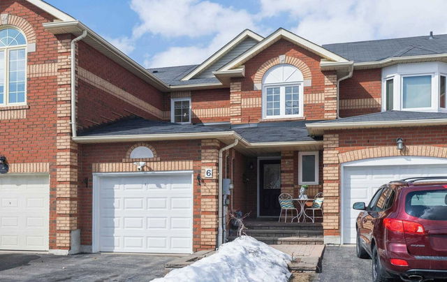 6 Creekwood Crescent