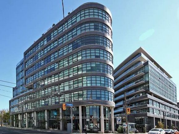606 - 1201 Dundas Street