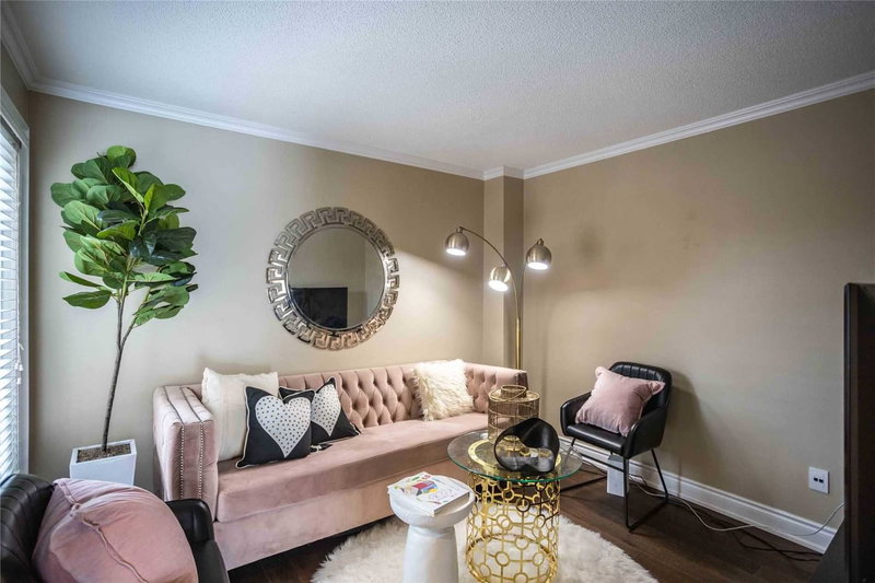 92 Hartrick Pl, Whitby, L1R 2C3 | Image 3