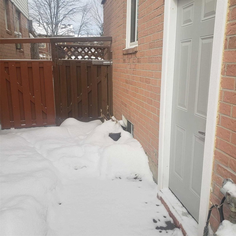 Bsmt - 1654 Portland Crt, Pickering, L1N 5L6 | Image 2