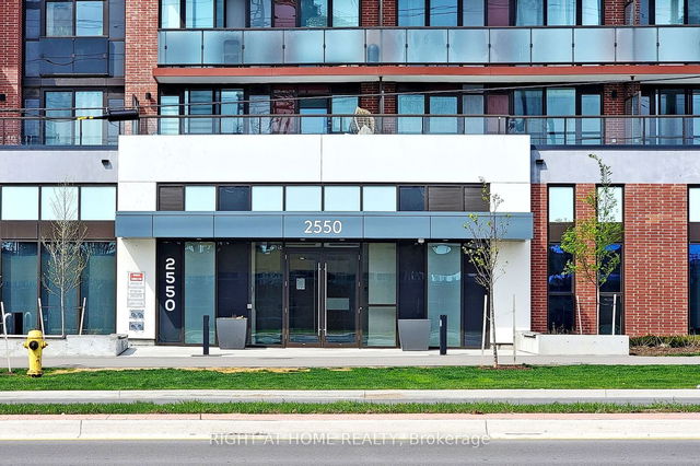 1701 - 2550 SIMCO Street