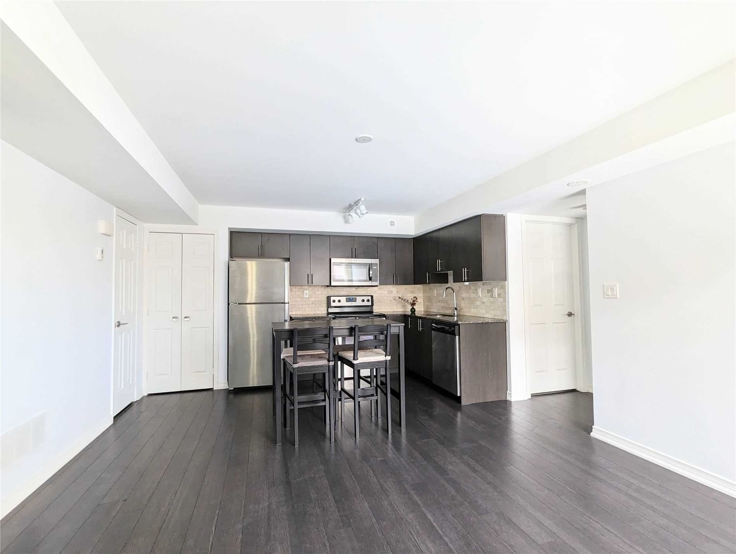 Townhouse sold at 211-80 Orchid Place Drive, Toronto, Malvern, M1B 0C4 - MLS: E5983499