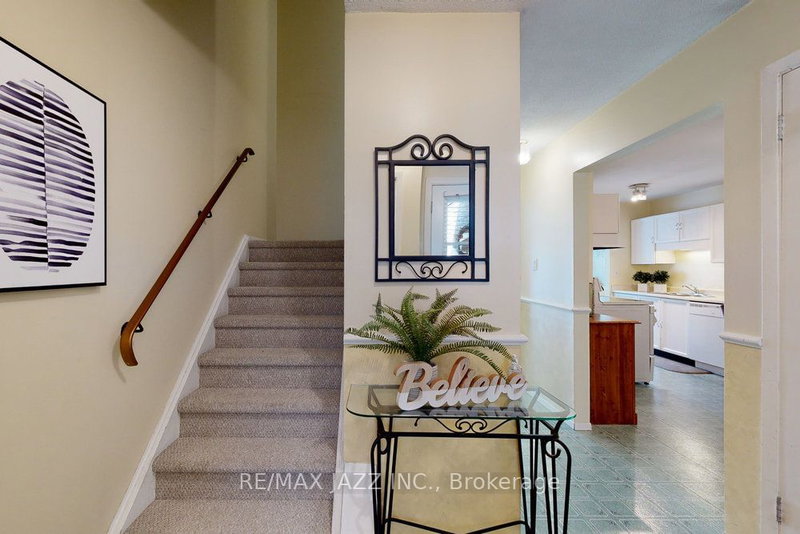 36 - 700 Harmony Rd, Oshawa, L1K 1S2 | Image 3