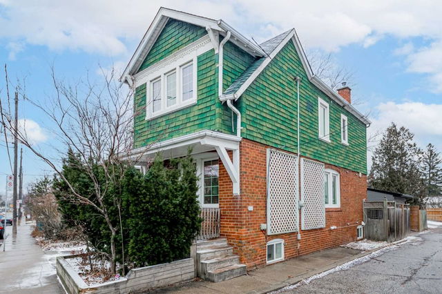 1689 Dundas Street