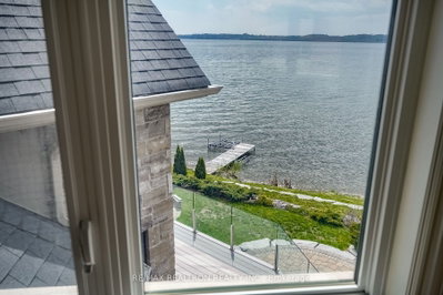 82 Percy Crescent — more photos