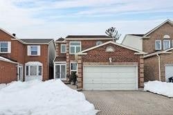 14 Holmbush Crescent