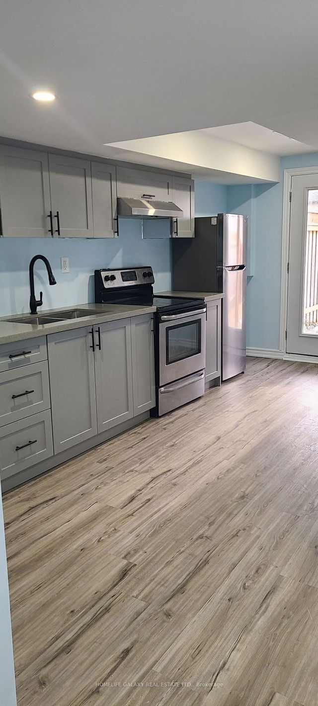 Bsmnt - 1816 Silverstone Crescent
