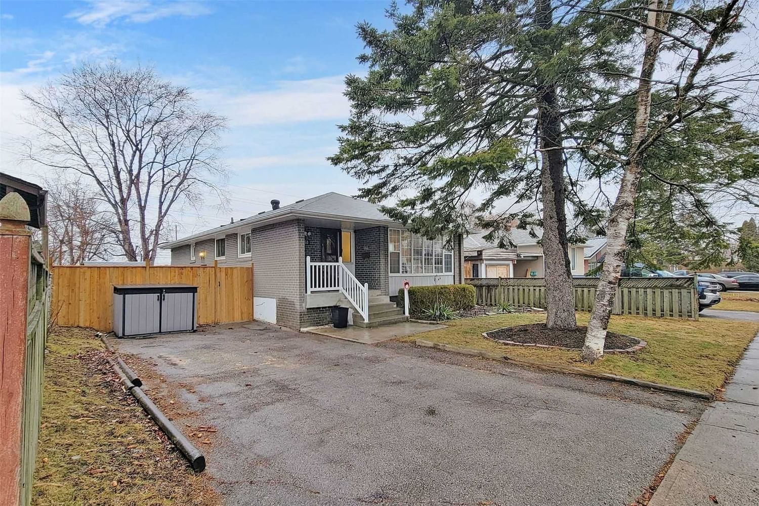 Detached House sold at 1358 Poprad Avenue, Pickering, Bay Ridges, L1W 1L1 - MLS: E5988299