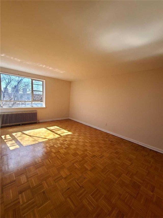 608 Dawes Rd, East York, ON | Condos.ca