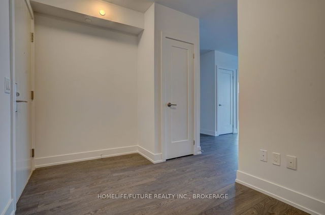 1512 - 2550 Simcoe Street