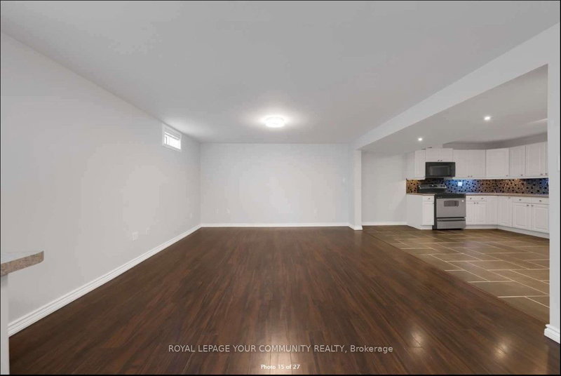 122 Rosehill Blvd, Oshawa, L1J 5G9 | Image 3