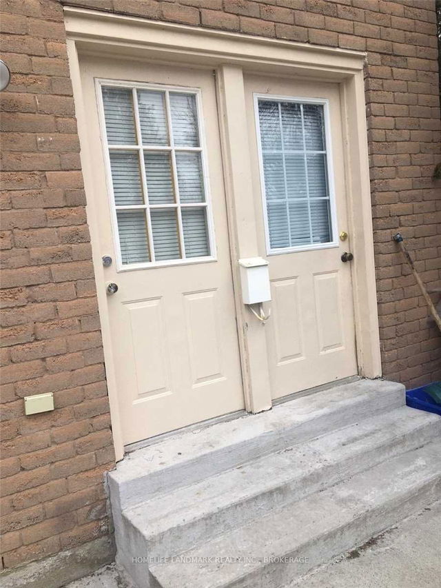 672 Eramosa Crescent