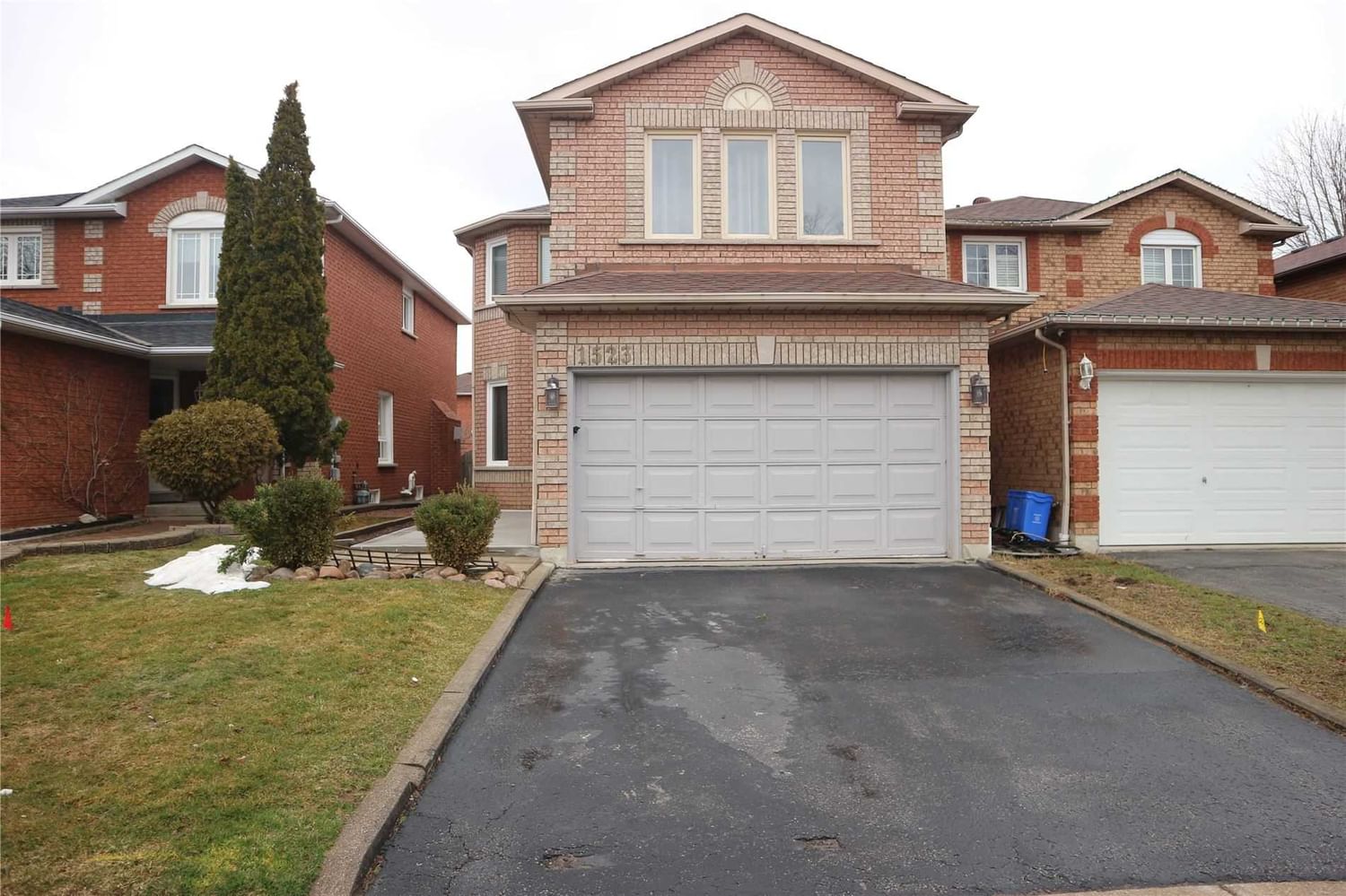 Detached House leased at Bsmt-1523 Otonabee Drive, Pickering, Amberlea, L1V 6T4 - MLS: E5996331