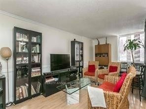 107 - 2500 Bridletowne Circ, Toronto, M1W 2V6 | Image 3