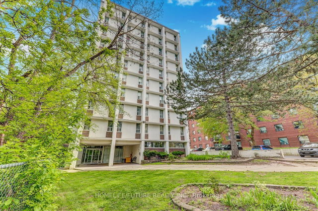 1002 - 2245 Eglinton Avenue