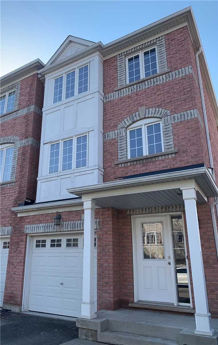 Townhouse leased at Upper-11 Etienne Street, Toronto, Clairlea-Birchmount, M1L 0A2 - MLS: E6000017