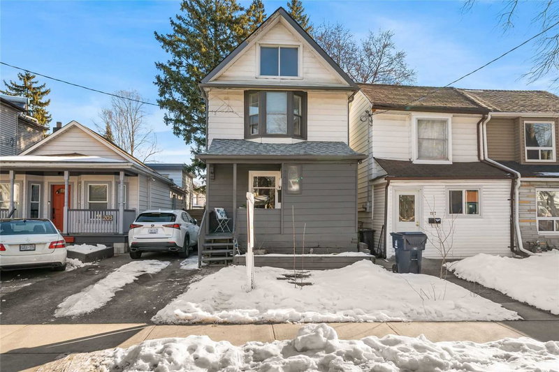 201 Rhodes Ave, Toronto, M4L 3A2 | Image 2