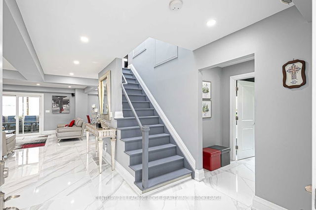 34 Fluellen Drive