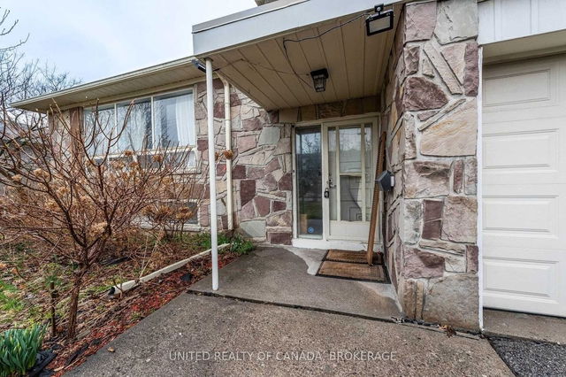 166 Guildwood Parkway