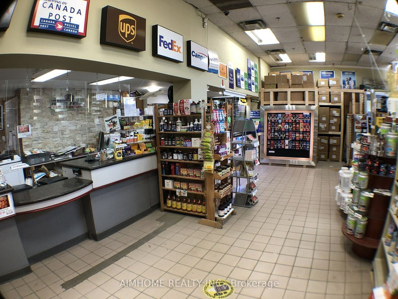 101 - 300 Coxwell Ave, Toronto, M4L 3B6 | Image 3